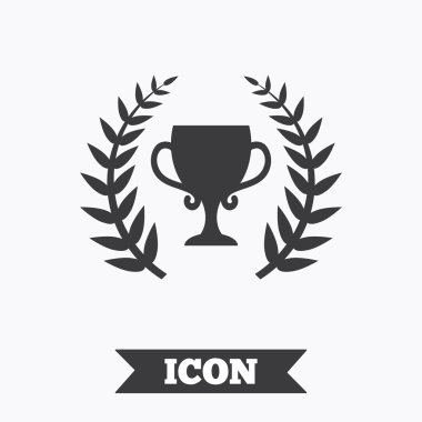 İlk Kupası Ödülü simgesi yerleştir.  