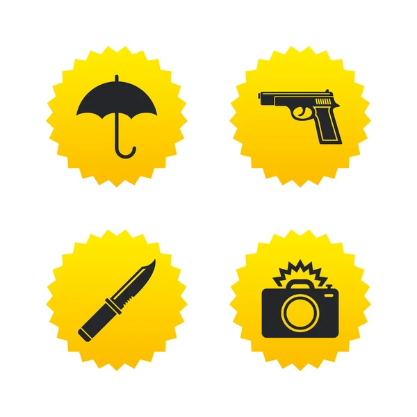 Pistola. Cuchillo, paraguas e iconos de la cámara — Vector de stock