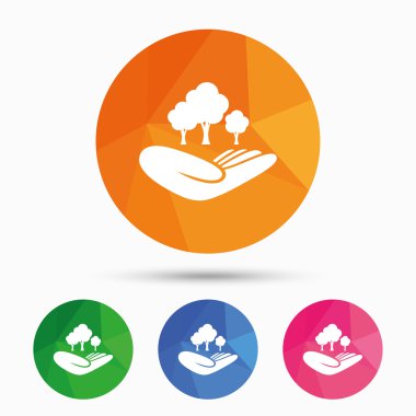 Orman işareti kaydedin. Ağaç sembolü el tutar