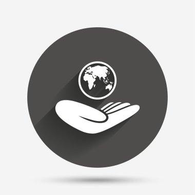 Dünya sigorta işareti. Dünya el tutar.