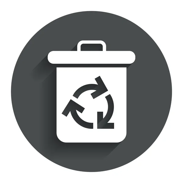 Recycle bin icon. Reuse or reduce symbol. — Stock Vector