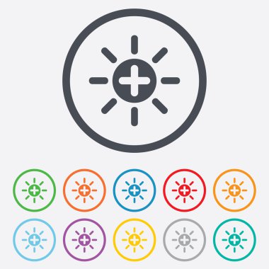 artı işareti simgesi güneş. ısı sembolü. parlaklık.