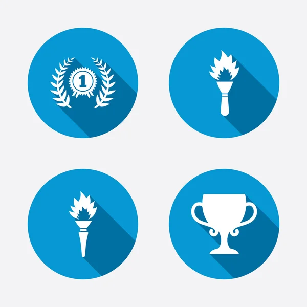 First place award cup icons. — Stock Vector