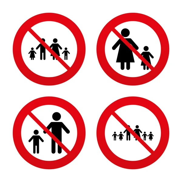 Famille avec deux enfants signes — Image vectorielle