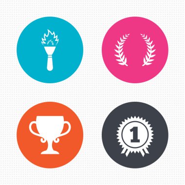 Birincilik Ödülü Kupası simgeler.