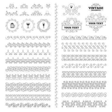 Alkollü içecekler işaretleri.