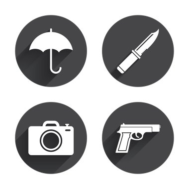 Silah silah. Bıçak, şemsiye ve kamera.