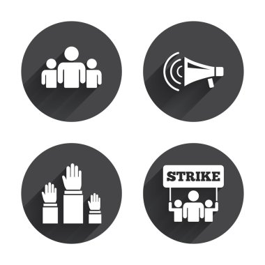 Bir grup insan strike.