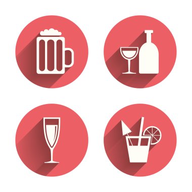 Alkollü içecekler işaretleri.