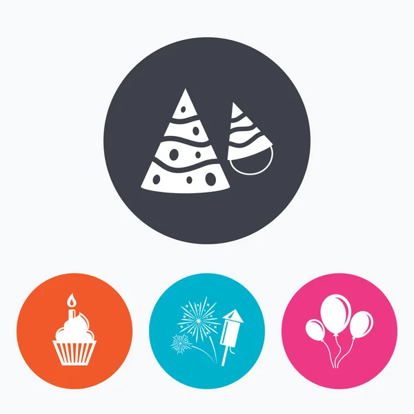 蛋糕、 气球、 帽子和烟花 — 图库矢量图片