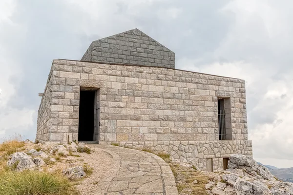 Mausoleo di Njegos sulla collina di Lovcen — Foto Stock