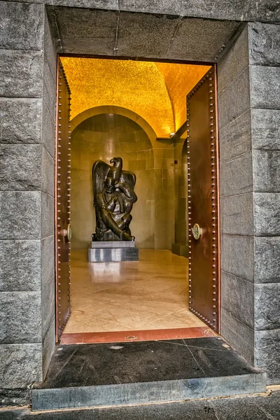 Estátua de Njegos Lovcen — Fotografia de Stock