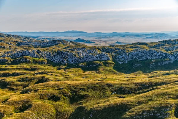 Μαυροβούνιο βουνά στο sunrise - εναέρια — Φωτογραφία Αρχείου