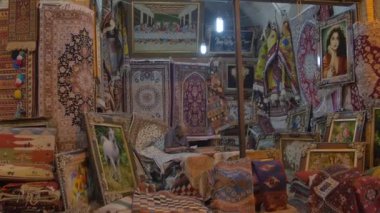 Şiraz Vakil ın Bazaarı satıcı