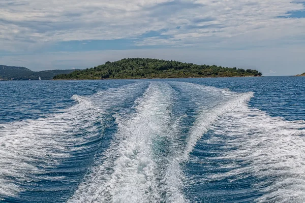 Paysage méditerranéen - île de Prvic — Photo