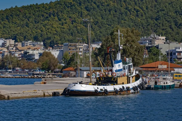 Игуменица старый порт в Ионическом море Греции — стоковое фото