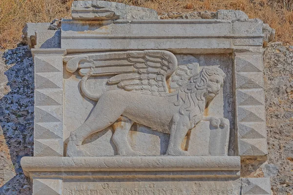 Lion of Saint Mark New fortress wall detail in Corfu Greece — Stock Photo, Image