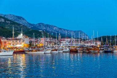 Makarska gece