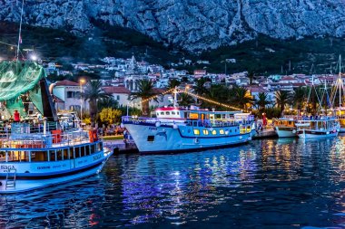 Makarska gece