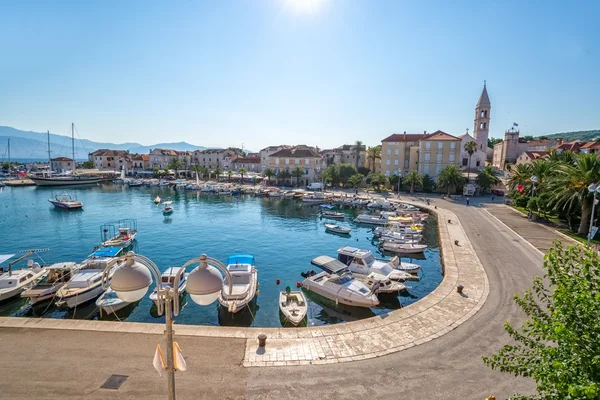 Supetar op het eiland brac in Kroatië — Stockfoto