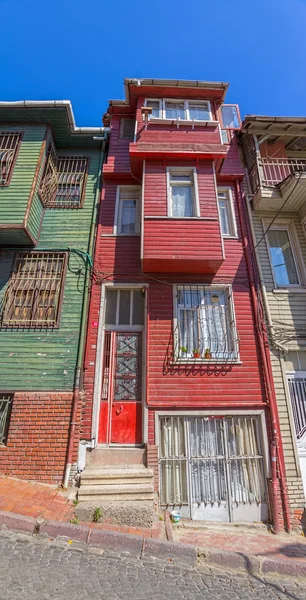 Istanbul vieille maison de rue — Photo