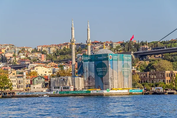 Ortakoy Mosque — Stock Photo, Image