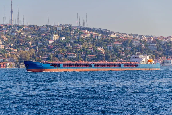 Ship sails Bosphorus — Stock Photo, Image