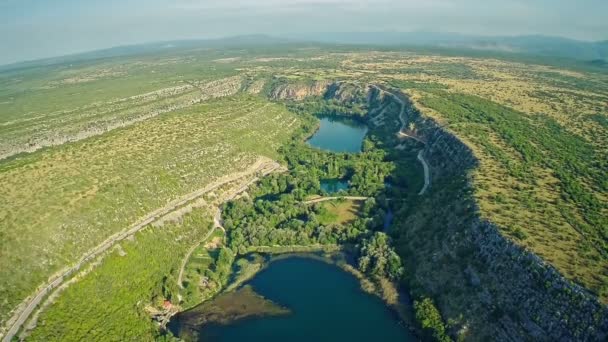 Lago e altopiano di Brljan — Video Stock