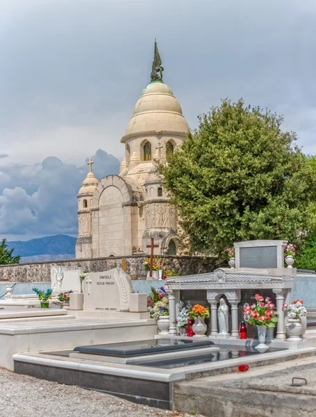 Antiguo cementerio de Supetar — Foto de Stock