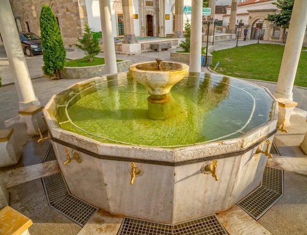 Ablution pool in Fatih Mosque, Pristina — Stock Photo, Image