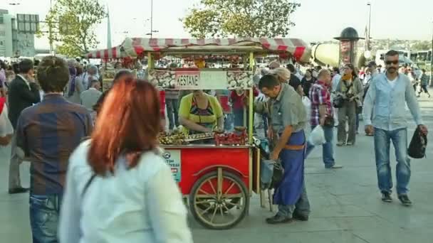 Vendedor de castanhas — Vídeo de Stock