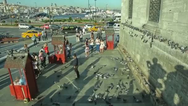 Nueva mezquita Plaza Yeni Cami — Vídeo de stock