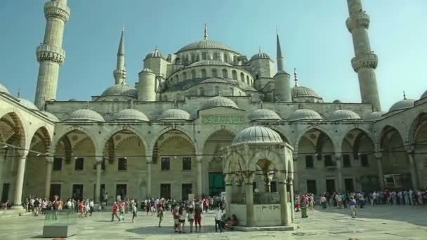 Binnenplaats van de Blauwe Moskee Istanbul — Stockvideo