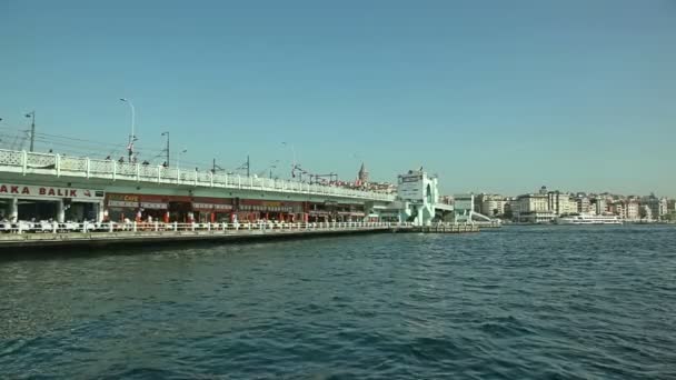 Istanbul galata brug — Stockvideo