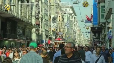 Özellikle Istiklal Caddesi ritim