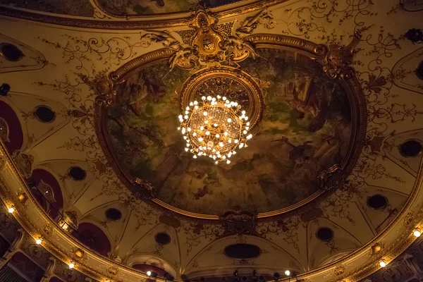 Teto do teatro nacional croata — Fotografia de Stock