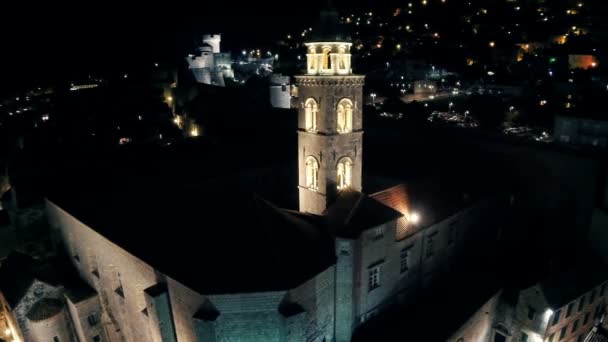 Dubrovnik Dominikanerkloster bei Nacht — Stockvideo