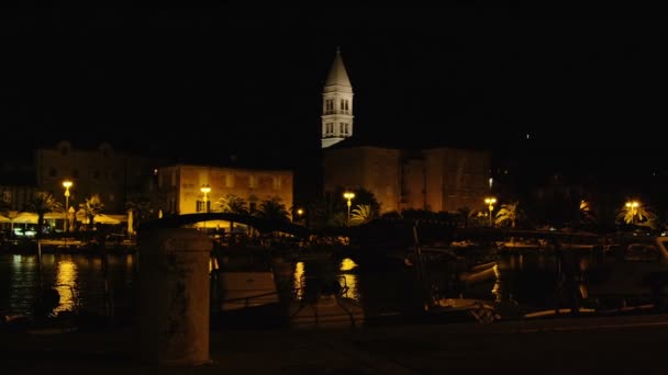 Supetar harbor by night — Stock Video
