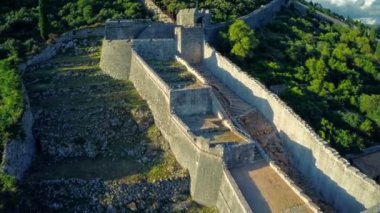 Ston batı duvarı kule, hava