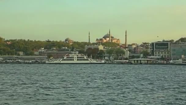 Touristische Boote in istanbul — 图库视频影像