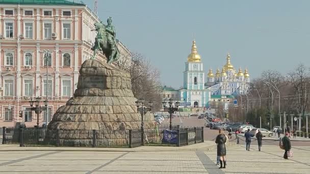 El Monumento Khmelnytsky — Vídeo de stock