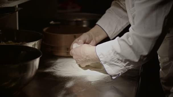 Pizza preparando masa — Vídeos de Stock