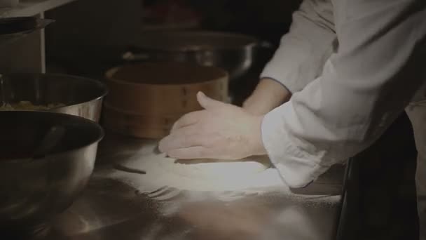 Preparación de la pizza - lapso de tiempo — Vídeo de stock