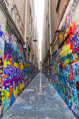 Melbourne grafiti dar sokakta