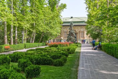 Parktaki Tahran Yeşil Saray Müzesi