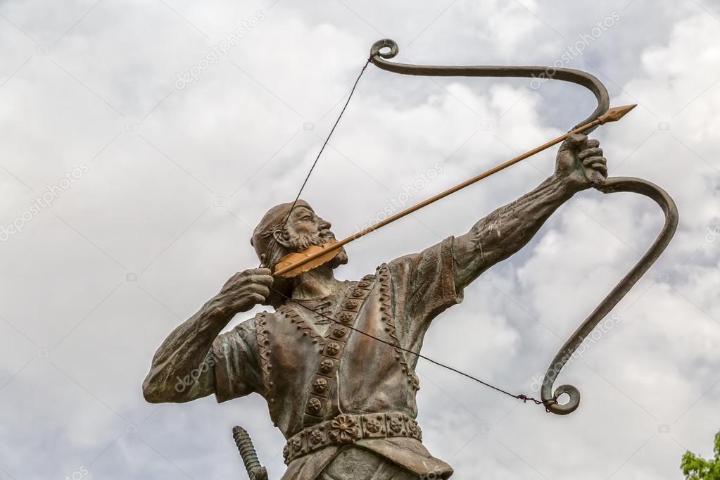 Statue of Aresh Kamangir the Archer