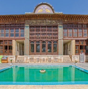 Zinat ol Molk House ana Oda