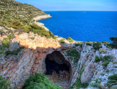 Odysseus mağara Mljet Island üzerinde