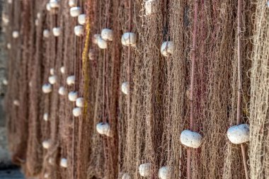 Geleneksel balık ağı kurutma