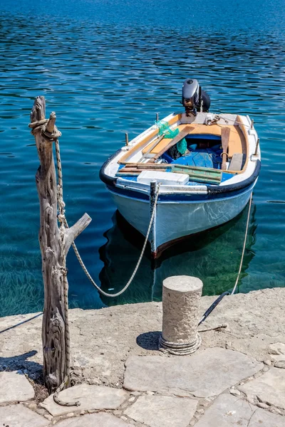 Traditionelles altes Fischerboot — Stockfoto